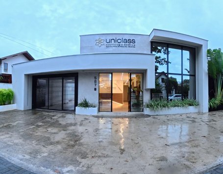 Uniclass Odontologia Estética